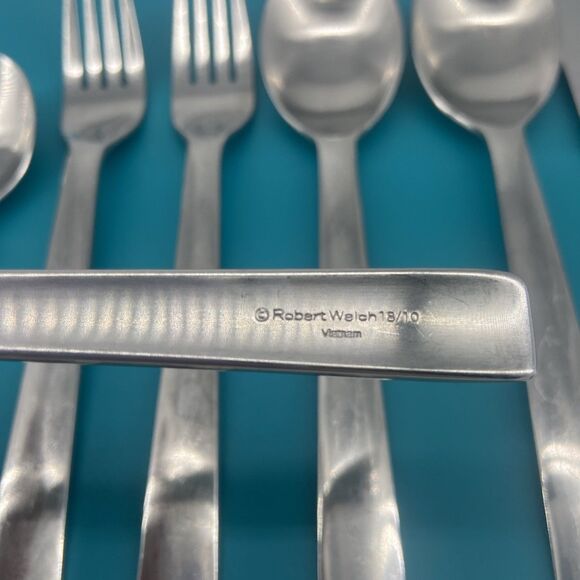 8 Pc Robert Welch FOSTER 18/10 Satin Flatware Stainless Steel Vietnam - Picture 2 of 7